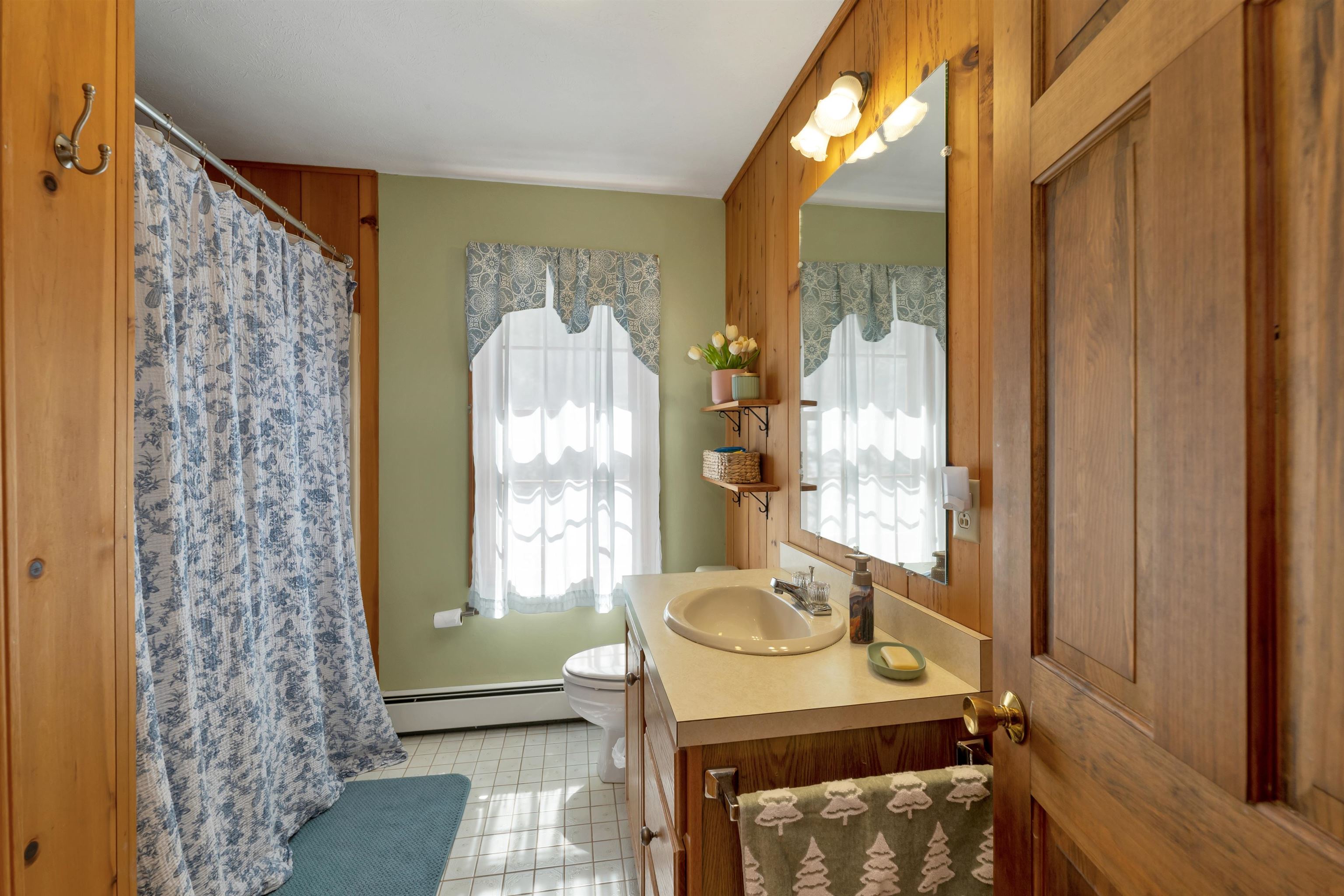 204 Cherry Valley Road Alton, NH 03810 - Photo 28 of 49