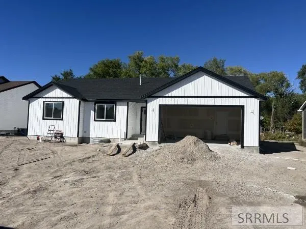 $395,000 | 1359 Harris Loop, Blackfoot, ID 83221