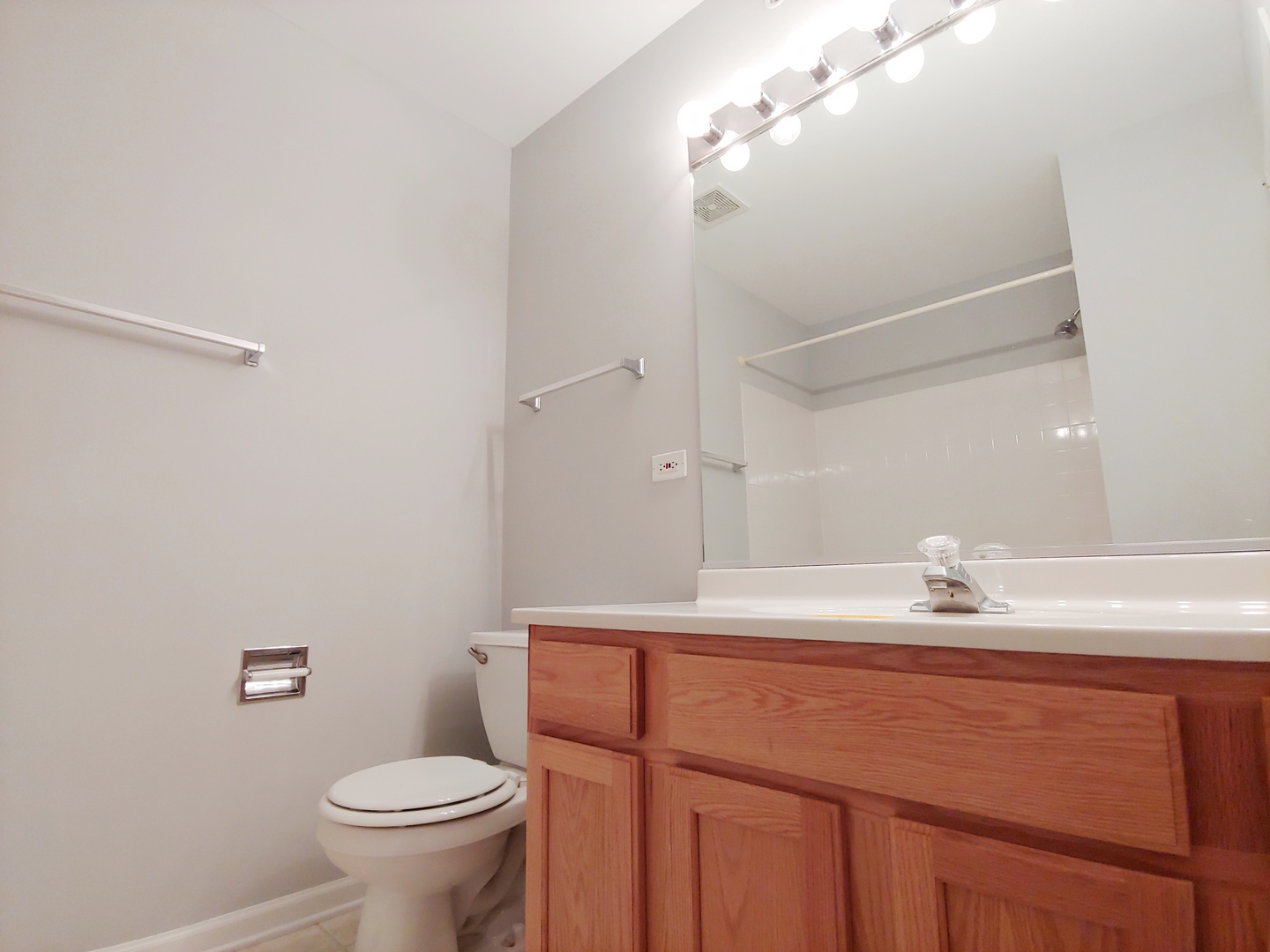 2139 Ivy Ridge Drive Hoffman Estates, IL 60192 - Photo 15 of 22