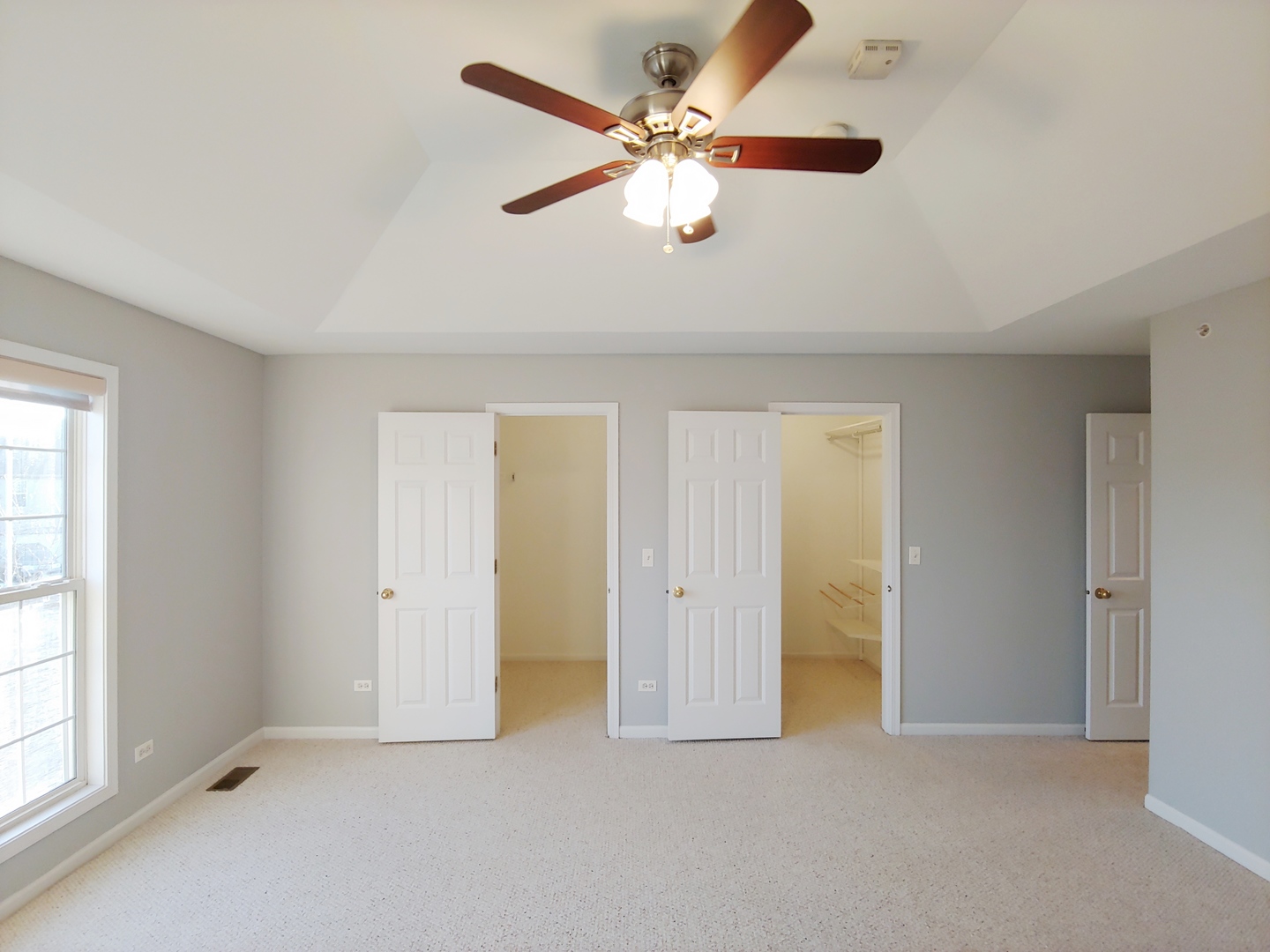 2139 Ivy Ridge Drive Hoffman Estates, IL 60192 - Photo 10 of 22