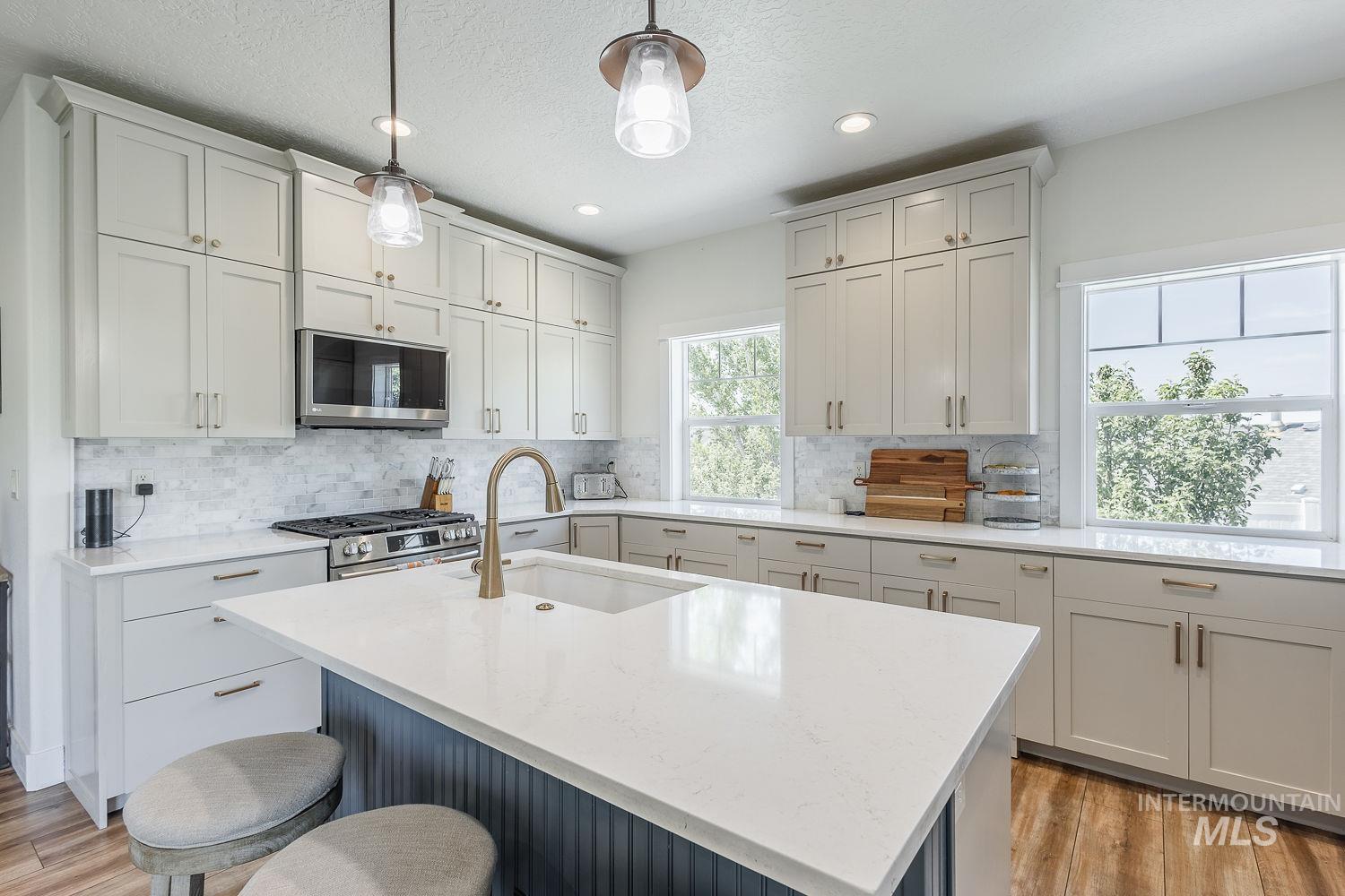 14966 Marvel Place Caldwell, ID 83607 - Photo 13 of 49