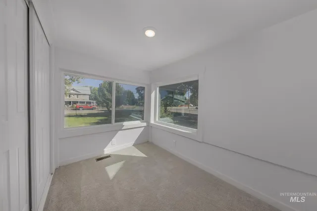 $324,000 | 824 East Main Street, Weiser, ID 83672