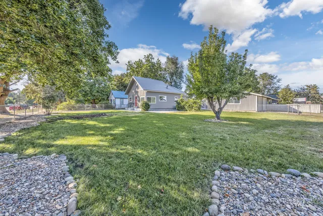$324,000 | 824 East Main Street, Weiser, ID 83672