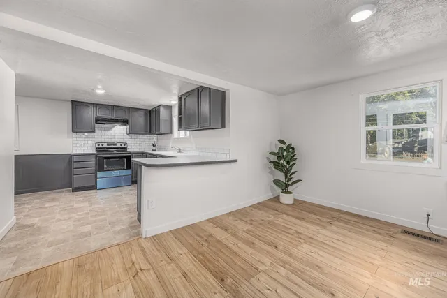 $324,000 | 824 East Main Street, Weiser, ID 83672