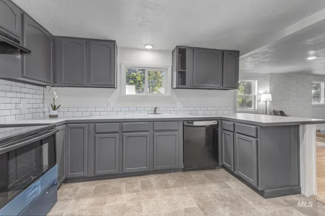 $324,000 | 824 East Main Street, Weiser, ID 83672