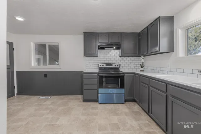 $324,000 | 824 East Main Street, Weiser, ID 83672