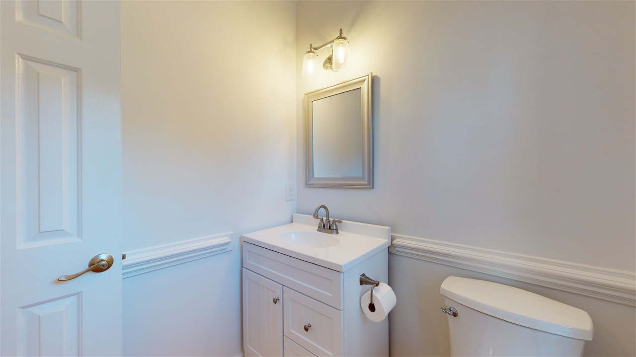 607 Crabbery Lane Raleigh, NC 27609 - Photo 11 of 28 Photo 11