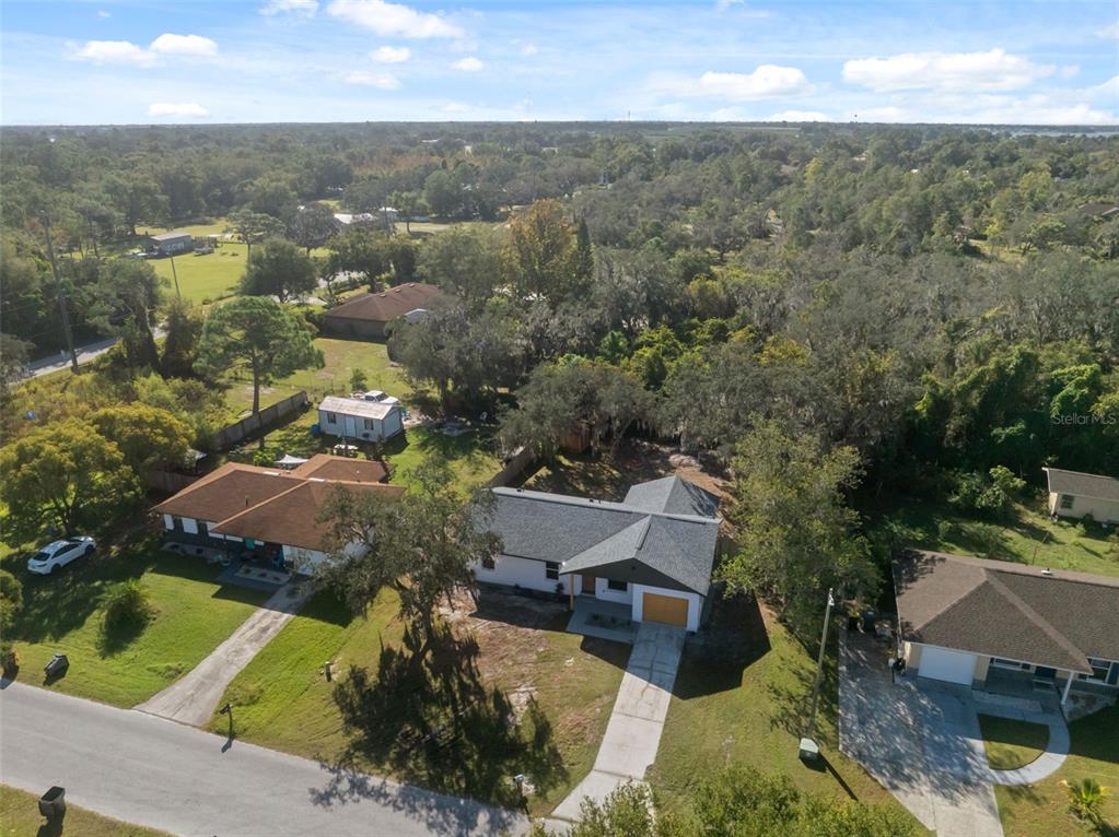 606 Kings Lane Southwest Winter Haven, FL 33880 - Photo 42 of 50 an aerial view of multiple house