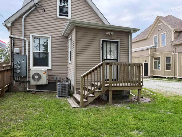 $550 | 623 West Washington Boulevard, Unit 102, Fort Wayne, IN 46802