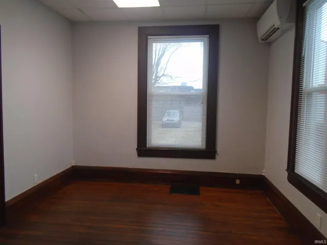 $550 | 623 West Washington Boulevard, Unit 102, Fort Wayne, IN 46802