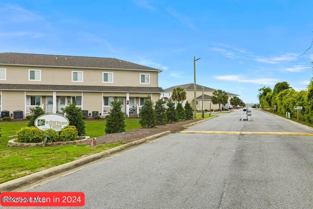 650 Cedar Point Boulevard, Unit B25 Cedar Point, NC 28584 - Photo 24 of 40 Image 15