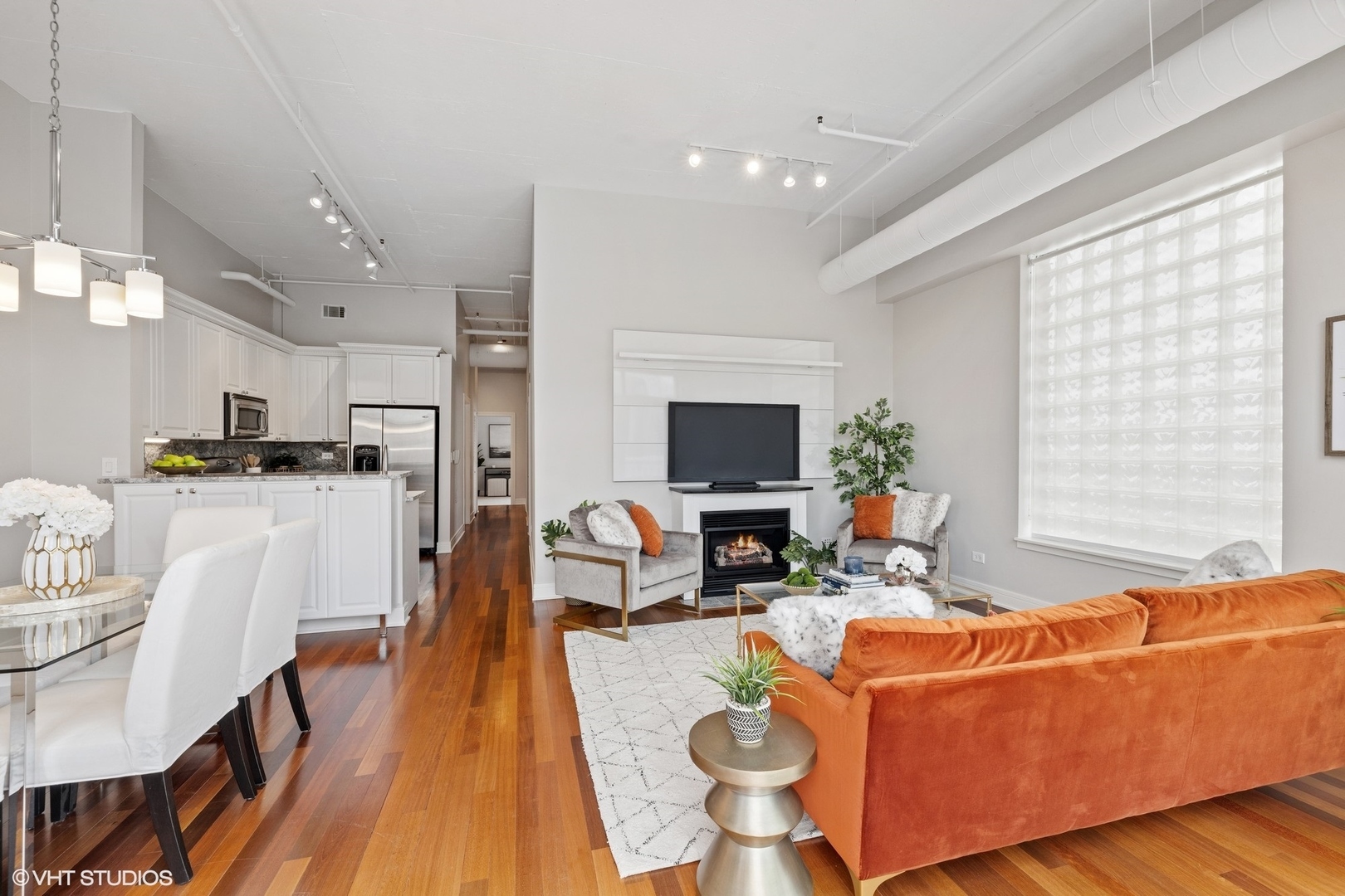 950 West Monroe Street, Unit 901 Chicago, IL 60607 - Photo 8 of 25