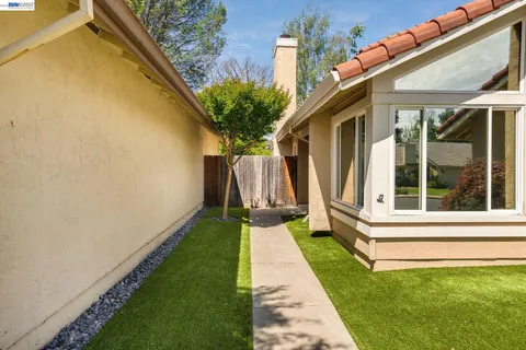 $1,399,998 | 11752 Betlen Drive, Dublin, CA 94568