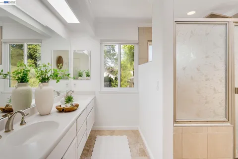 $1,399,998 | 11752 Betlen Drive, Dublin, CA 94568