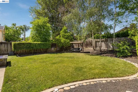 $1,399,998 | 11752 Betlen Drive, Dublin, CA 94568