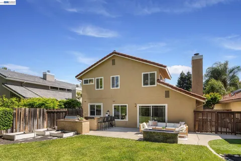 $1,399,998 | 11752 Betlen Drive, Dublin, CA 94568