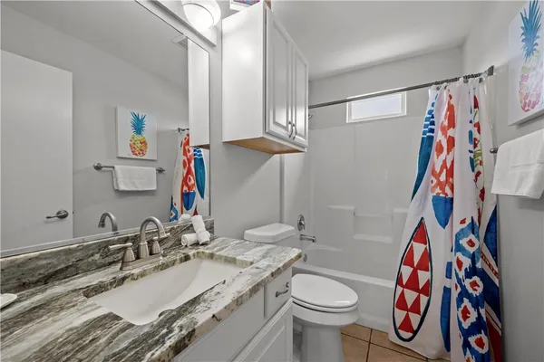 a view of livingroom with furniture and wooden floor