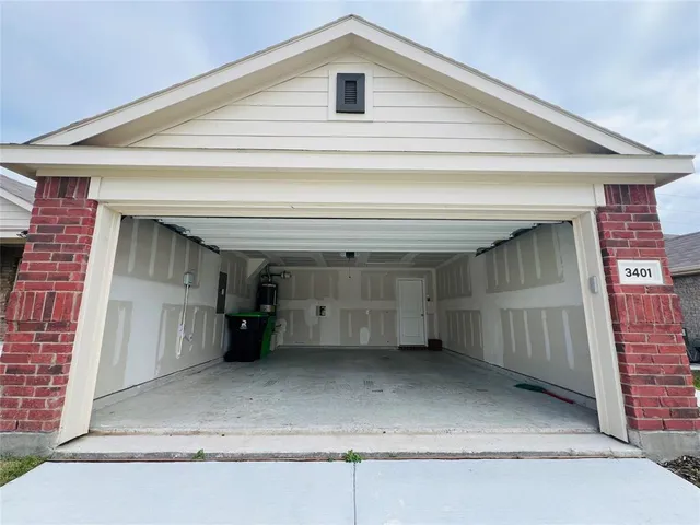 $2,025 | 3401 Harper Street, Little Elm, TX 75068