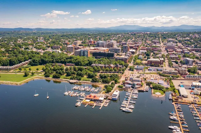 $895,000 | 35 Cherry Street, Unit 302, Burlington, VT 05401