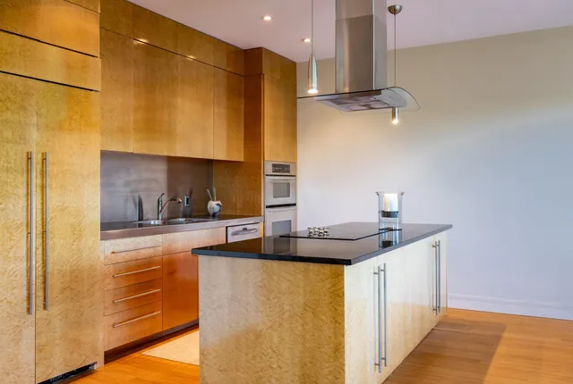 $895,000 | 35 Cherry Street, Unit 302, Burlington, VT 05401