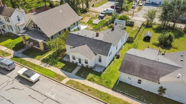 $215,000 | 205 High Street, Platte City, MO 64079