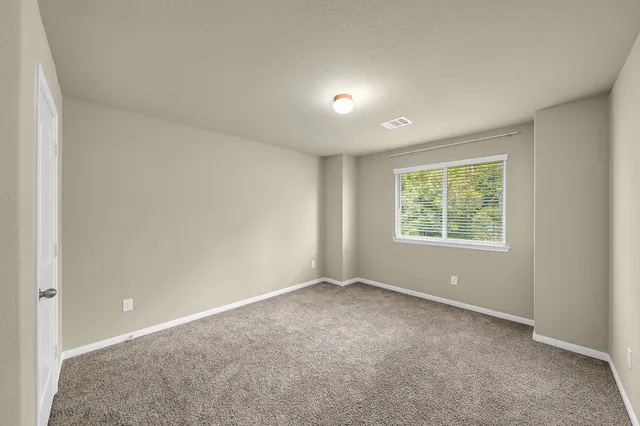 $2,000 | 4274 McGregor Blf Lane, Conroe, TX 77304