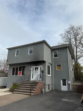 $1,549,999 | 215 Spring Street, Lawrence, NY 11559