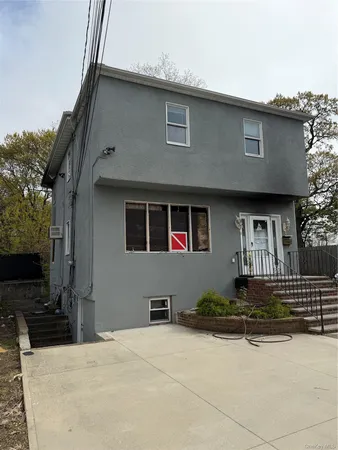 $1,549,999 | 215 Spring Street, Lawrence, NY 11559