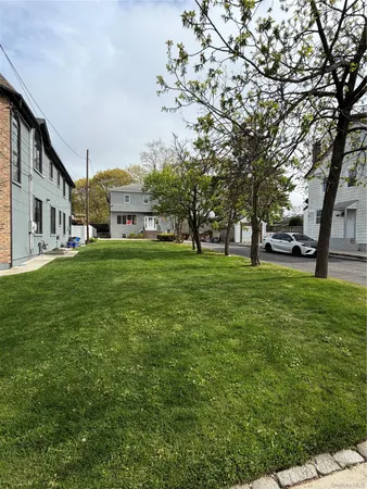 $1,549,999 | 215 Spring Street, Lawrence, NY 11559
