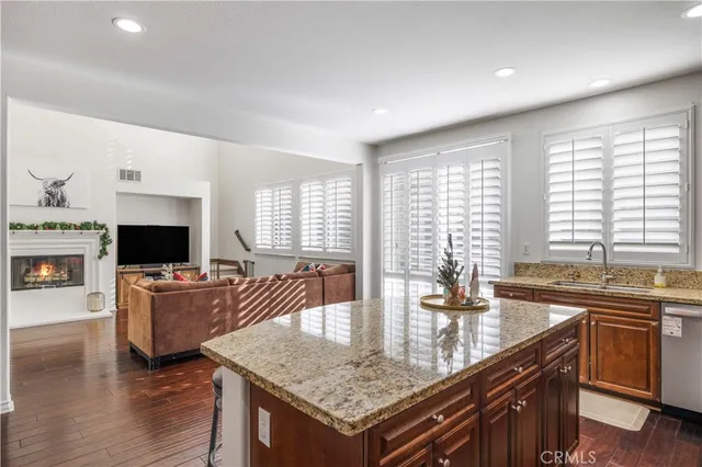 $4,800 | 236 West Weeping Willow Avenue, Orange, CA 92865