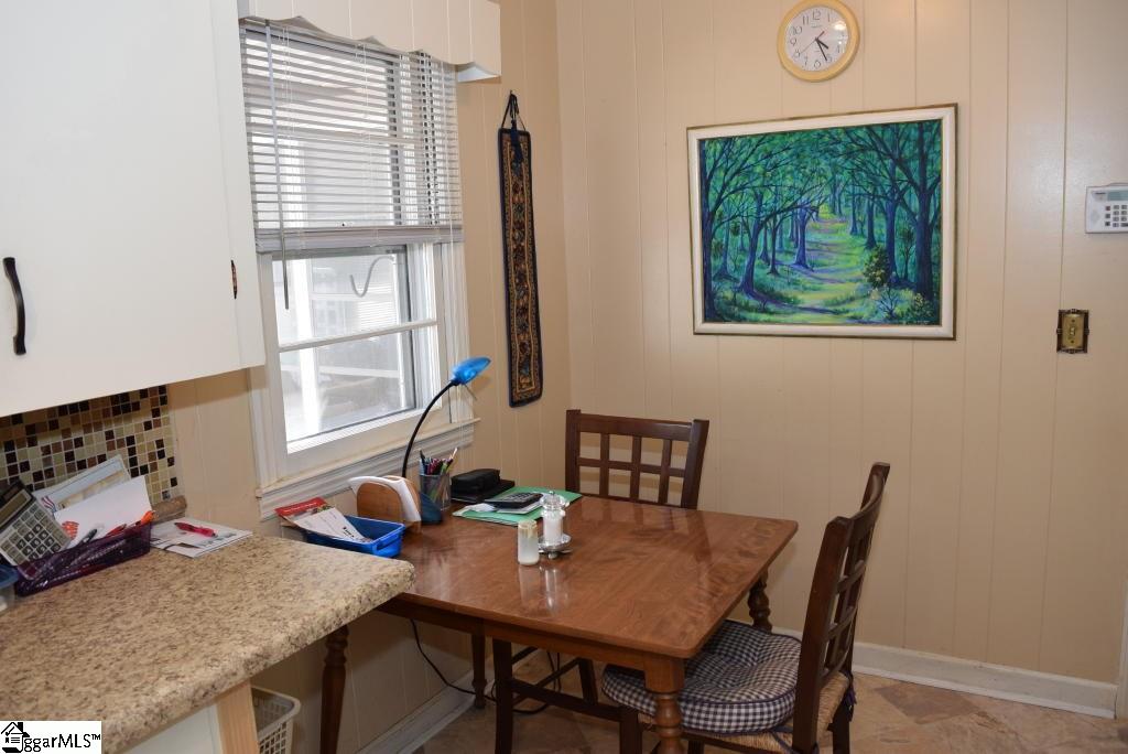 413 West Hampton Avenue Honea Path, SC 29654 - Photo 17 of 36 Gallery Image 17