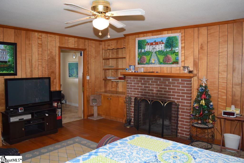 413 West Hampton Avenue Honea Path, SC 29654 - Photo 27 of 36 Gallery Image 27