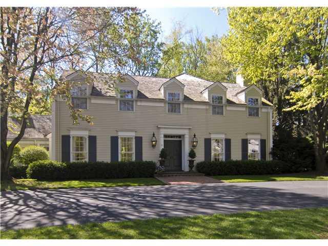623 Round Hill Road Indianapolis, IN 46260 - Photo 1 of 24
