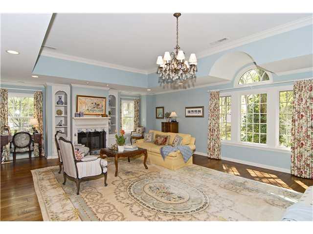 623 Round Hill Road Indianapolis, IN 46260 - Photo 15 of 24