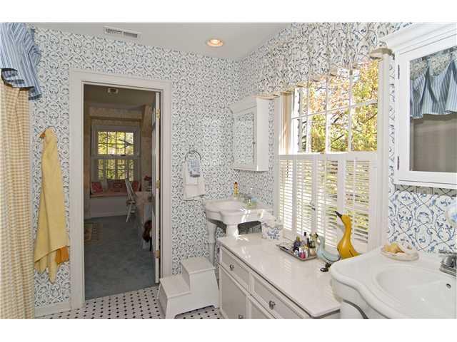 623 Round Hill Road Indianapolis, IN 46260 - Photo 19 of 24
