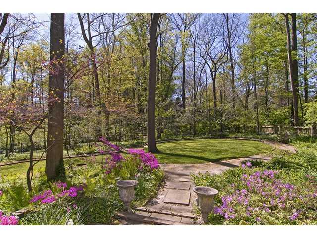 623 Round Hill Road Indianapolis, IN 46260 - Photo 23 of 24