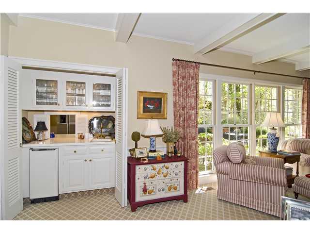 623 Round Hill Road Indianapolis, IN 46260 - Photo 6 of 24