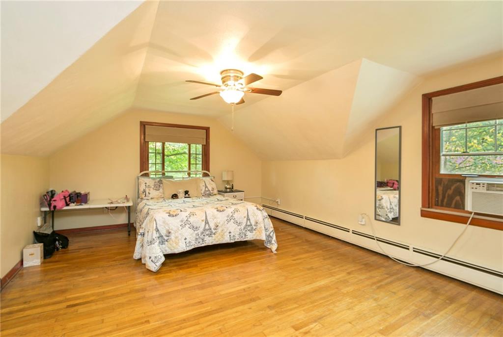 649 Lougeay Road Pittsburgh, PA 15235 - Photo 18 of 24 Gallery Image 18