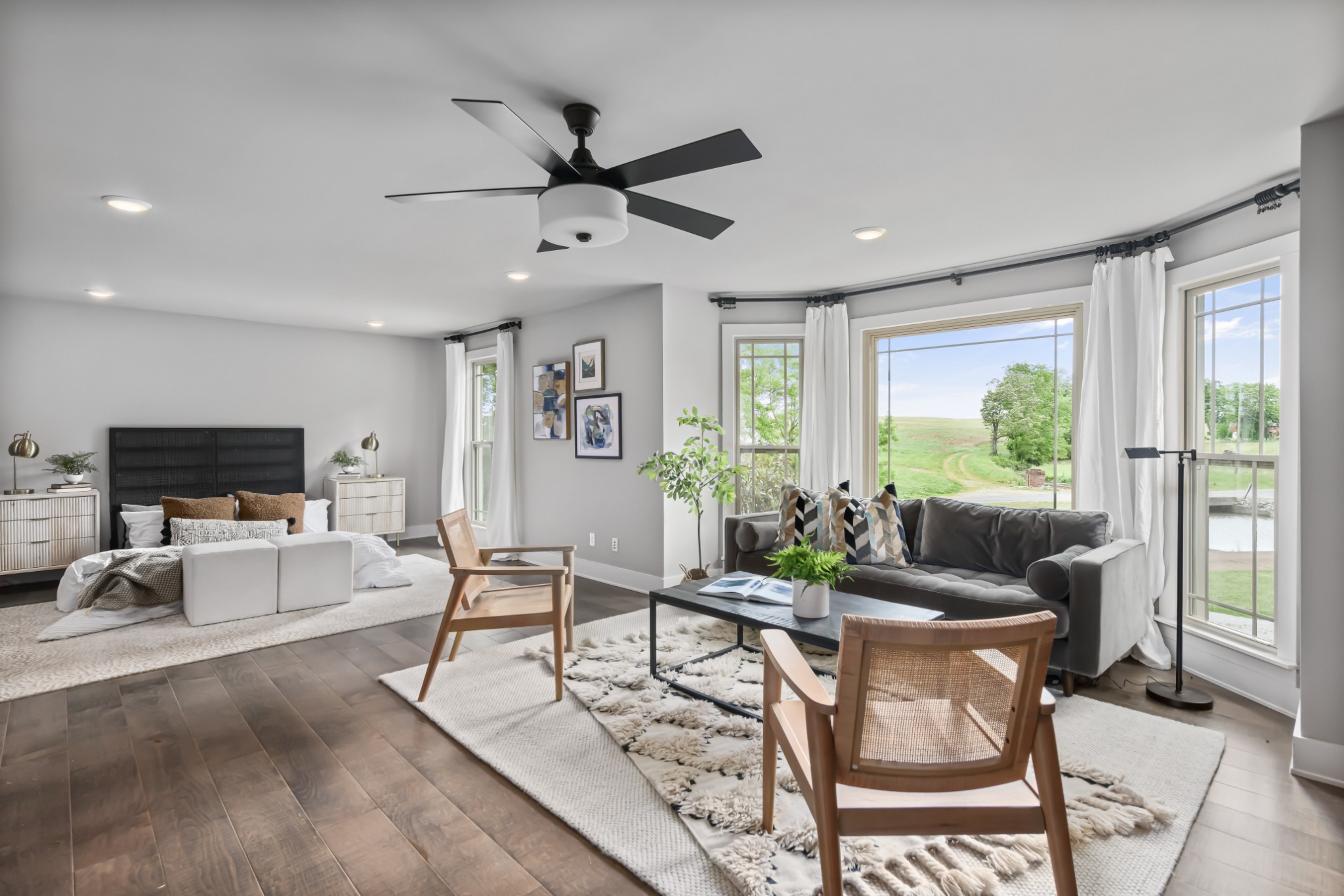 6557 Lamont Road Springfield, TN 37172 - Photo 18 of 62 a living room with furniture and a flat screen tv