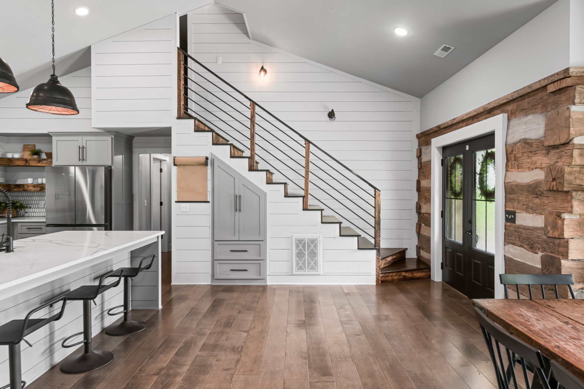 6557 Lamont Road Springfield, TN 37172 - Photo 4 of 62 a view of kitchen with furniture and wooden floor