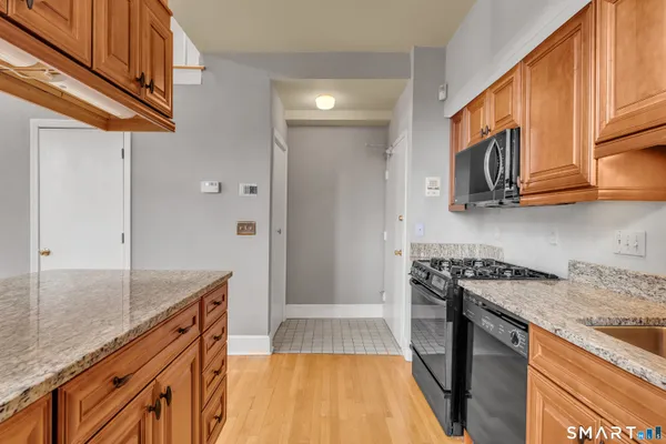 $575,000 | 42 Academy Street, Unit 6, New Haven, CT 06511