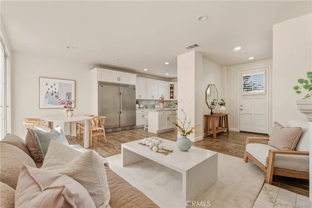 $5,500 | 1800 South Pacific Coast, Unit 94, Redondo Beach, CA 90277