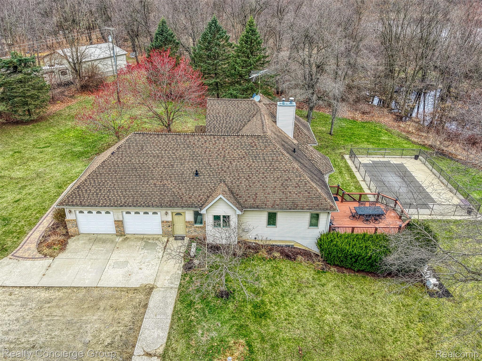 6400 West Sober Road Fowlerville, MI 48836 - Photo 48 of 55 DJI_20260401132142_0190_D_19.jpg
