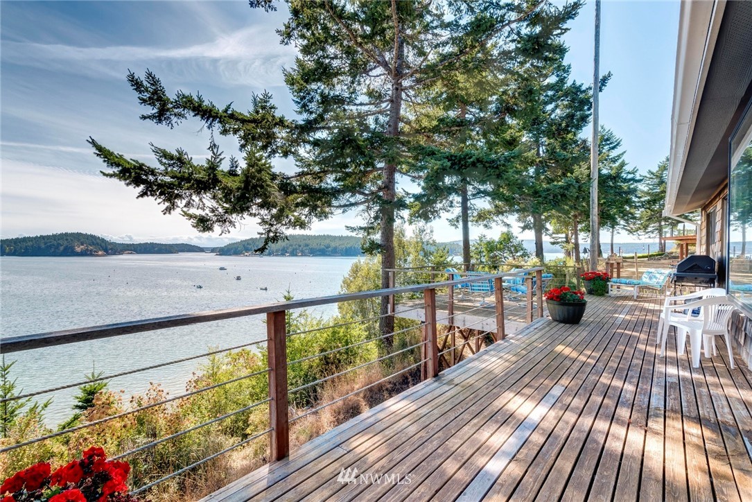 235 Reed Bay Road Anacortes, WA 98221 - Photo 2 of 19
