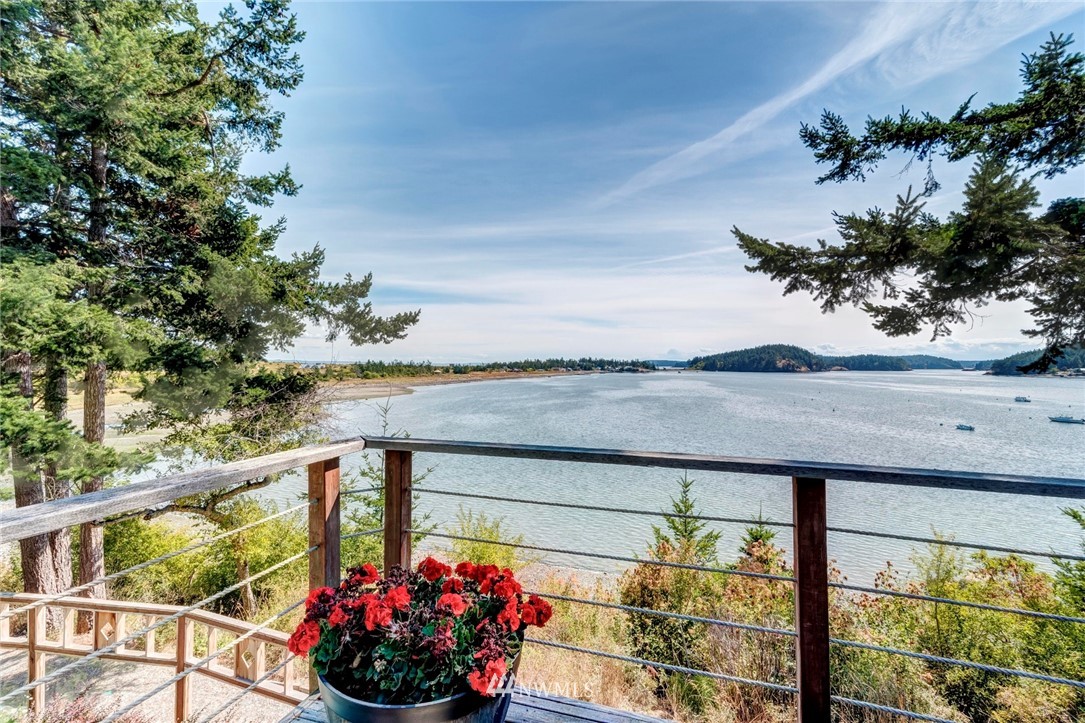 235 Reed Bay Road Anacortes, WA 98221 - Photo 4 of 19