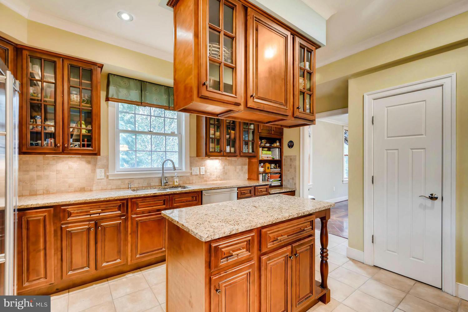 709 North Bend Road Baltimore, MD 21204 - Photo 12 of 30 Kitchen