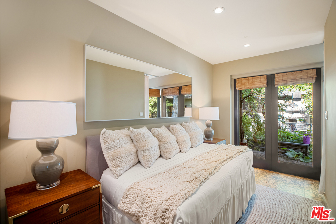 501 Latimer Road Santa Monica, CA 90402 - Photo 40 of 53 Gallery Image 40