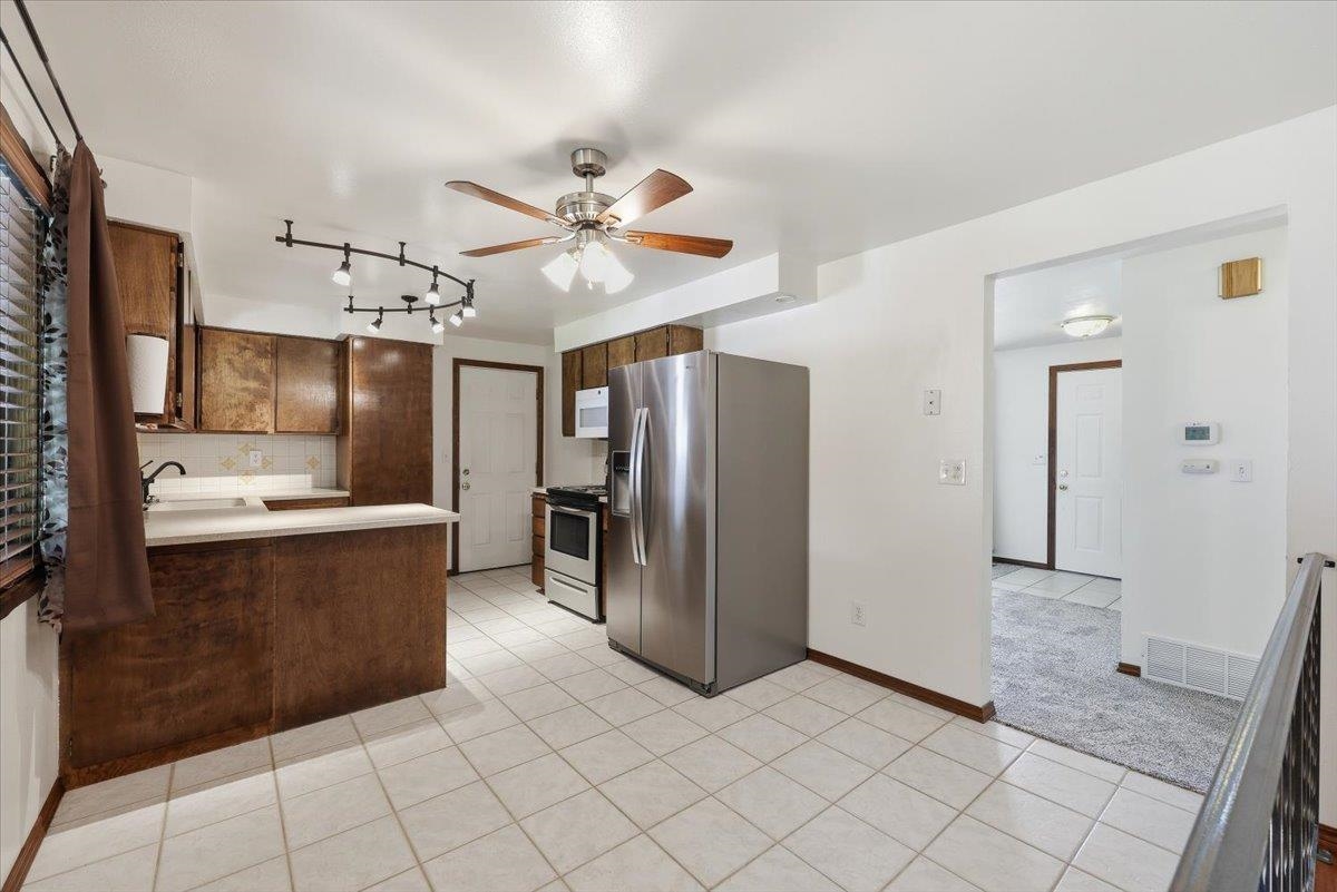 1715 North Herald Road Spokane Valley, WA 99206 - Photo 8 of 47 Gallery Image 8