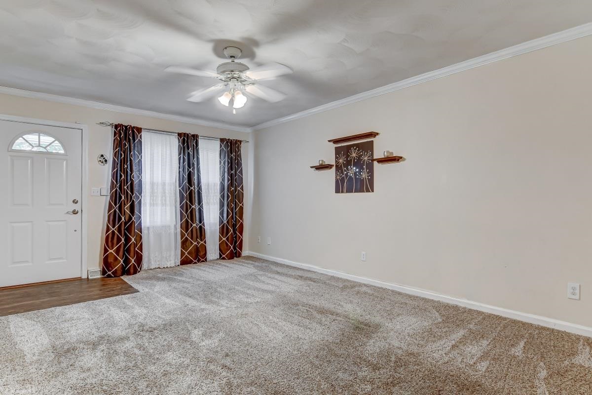 3120 Lakeshire Drive Springfield, IL 62707 - Photo 4 of 34