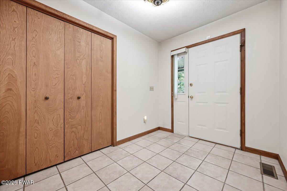518 Gandolf Road Tamiment, PA 18371 - Photo 10 of 74 Gallery Image 10